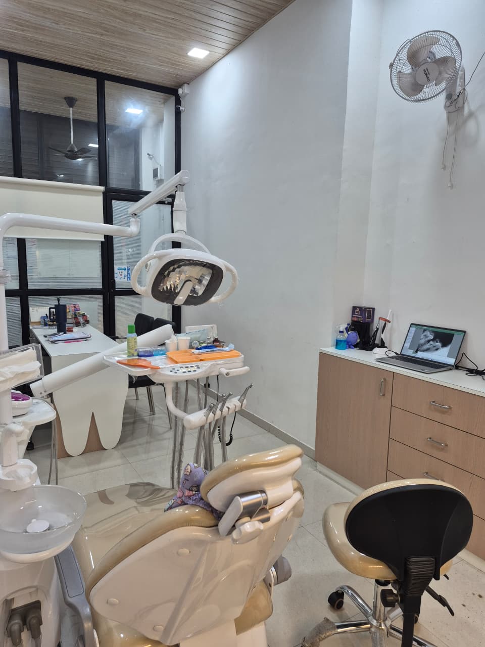 WOW Dental Studio gallery photo 2